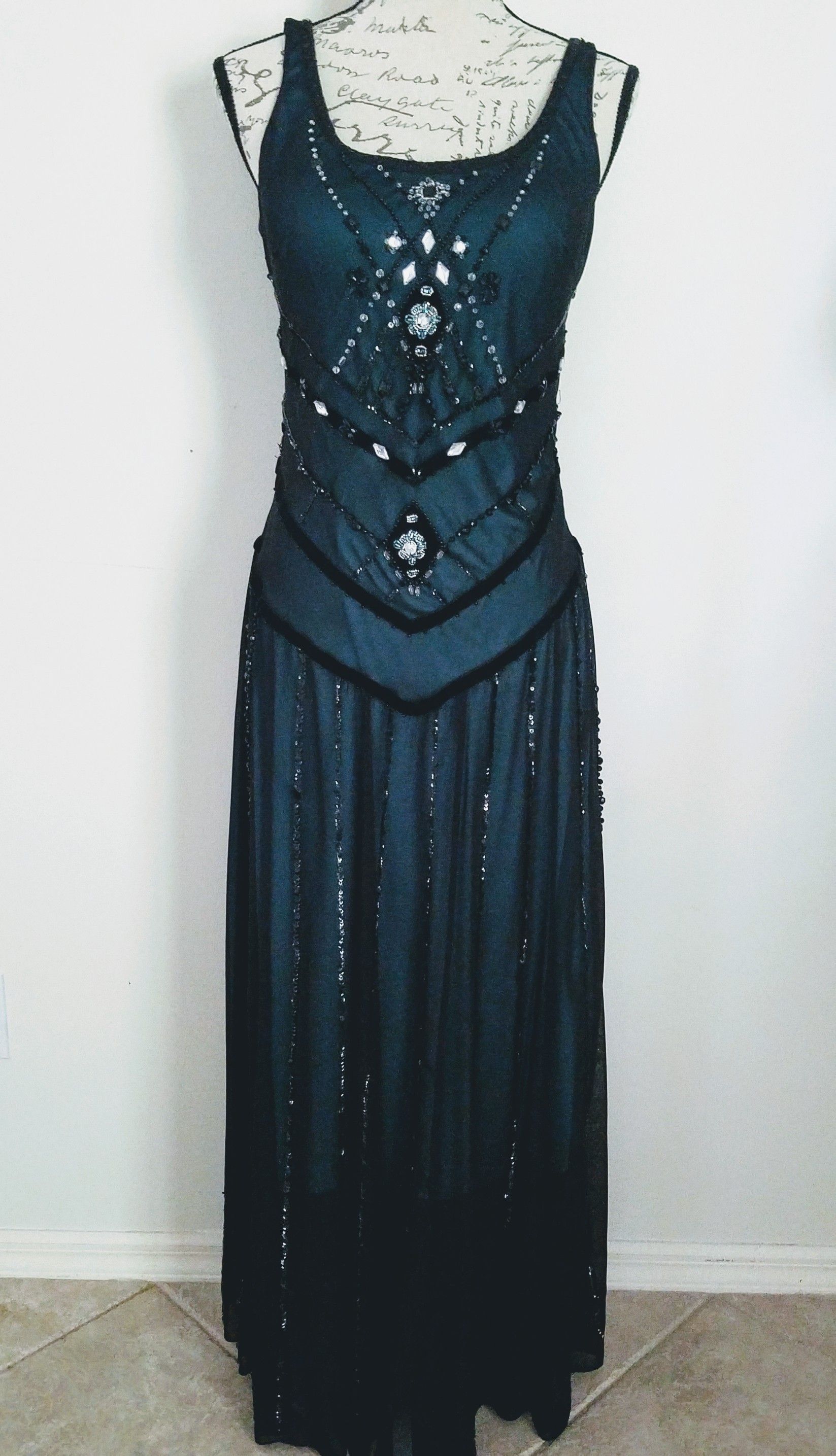 GORGEOUS COSTUME DRESS!