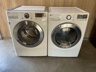 LG Front Load Washer and Dryer Set