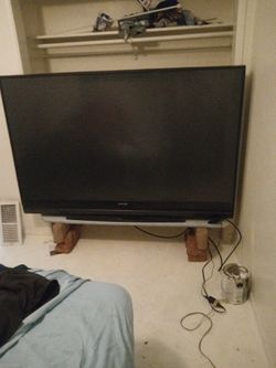 Mitsubishi 80 In Flat Screen