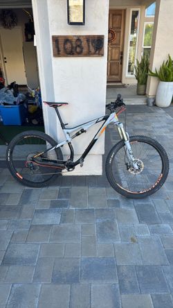 2016 Scott Genius 720 Plus Mountain Bike – Full Suspension (Fox / Shimano