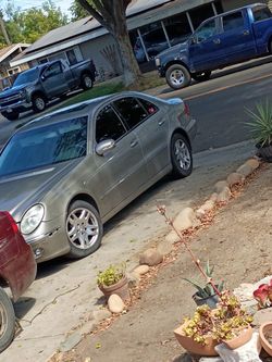 2005 Mercedes-Benz E-Class