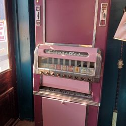 Old Town Furnitures Cigarette Machine (Circa 1940s)