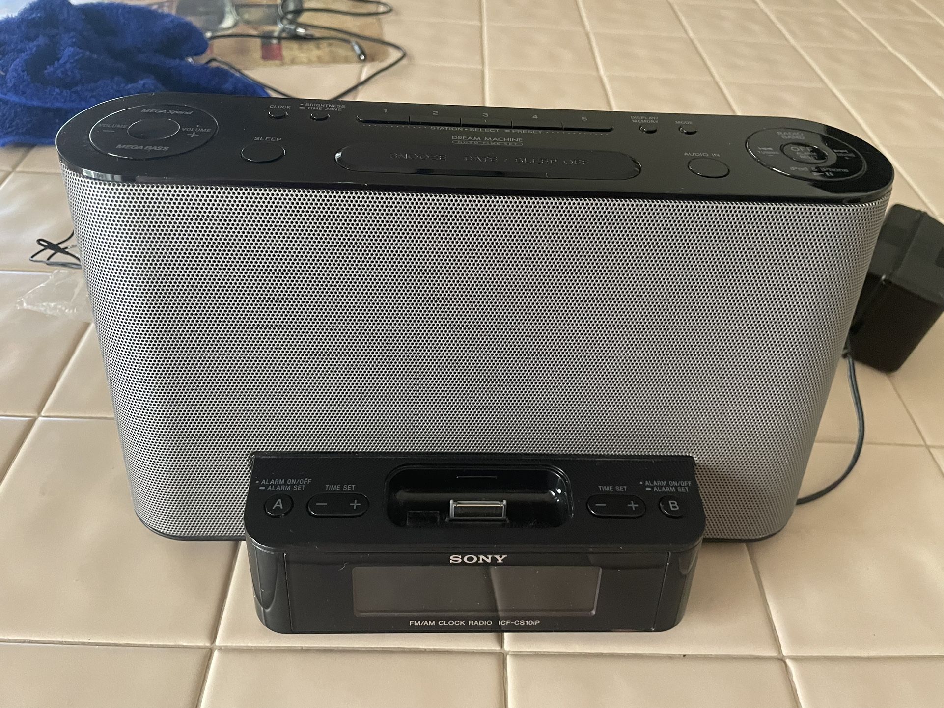 Sony Dream Machine ICF-CS10IP