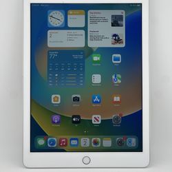 Apple iPad 5th Tablet 9.7 inch 32GB wifi+unlocked cellular