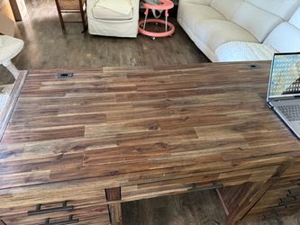 Solid Wood Executive Desk – Large 60” Office Desk