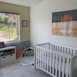  Crib With Toddler Railing