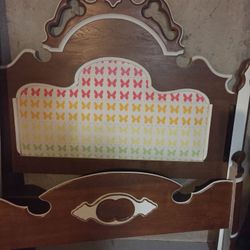 3/4 Walnut headboard, footboard & rails.