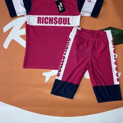 Women’s short sets and crop top sets on sale rn till the end of summer HMU ladies you won’t regret it ‼️💯✅🔥🤞🏾 (Xs-xl)  Short set -$55 Crop top set