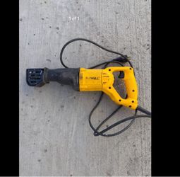 DeWalt corded saw