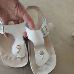 Yokono Sandals, Size 9