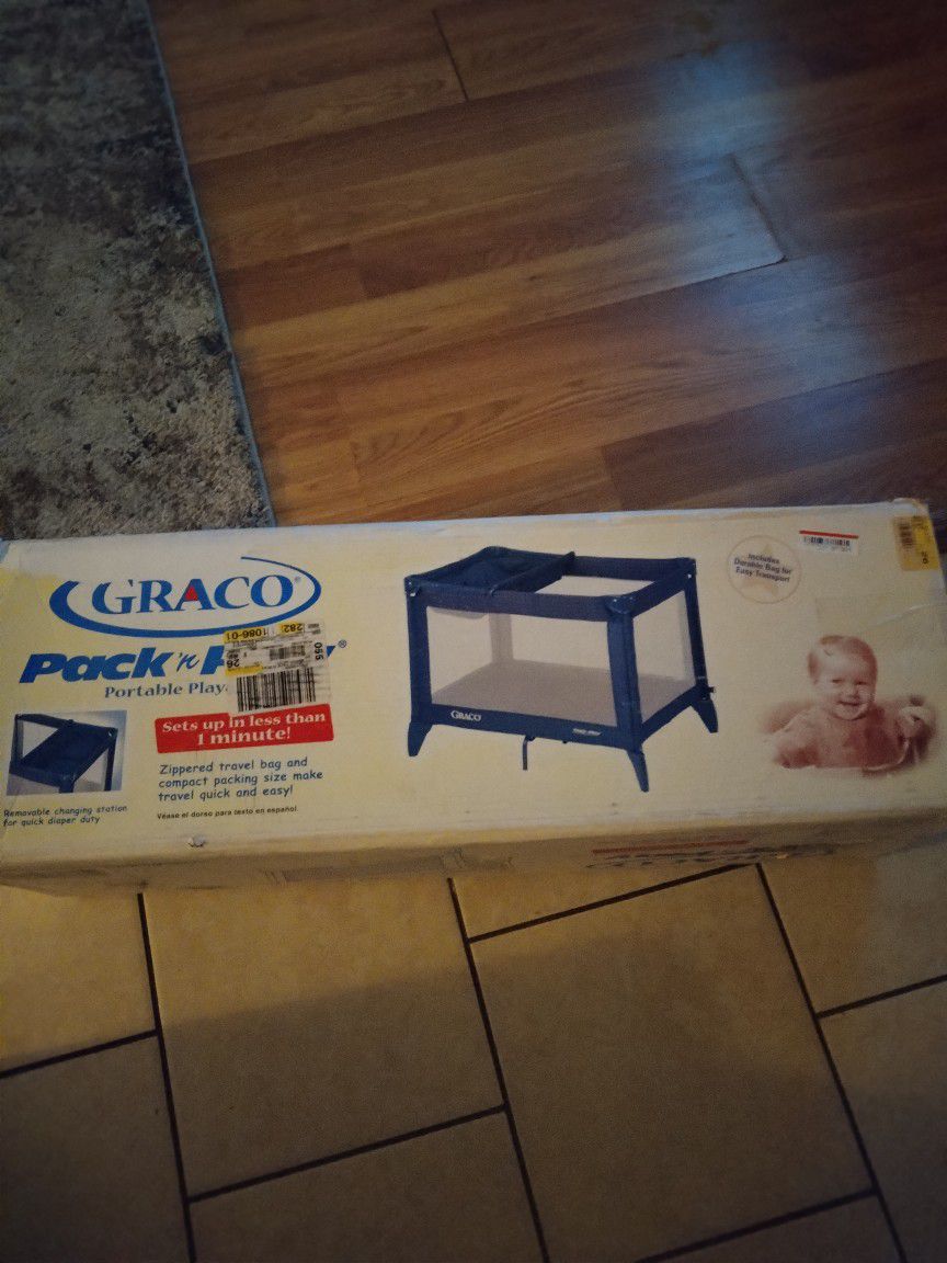 Brand New Graco Pack N 'Play With Changing Table "Blue"