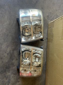 07-13 Silverado Headlights