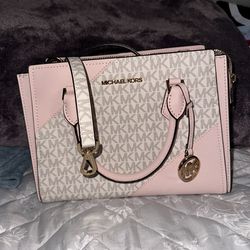 Michael Kors ( Pink With White) 