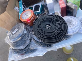 Street sale on Gillette st