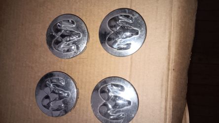 Dodge center caps