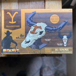 Yellowstone “Steer Skull” Brick Building Set