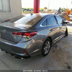 Parts For 2018 2019 Hyundai Sonata Sport Engine Transmission Front Rear Door Taillight Radio Suspension Control Arm Strut Spindle Rims Wheels Handle 