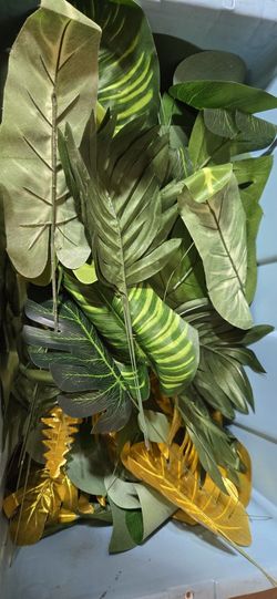 Decorative Tropical Assortment Decor For Parties