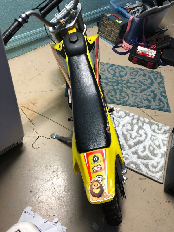 Electric bike all it needs is manual charging(charging cable does not