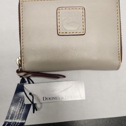 Dooney & Burkey 