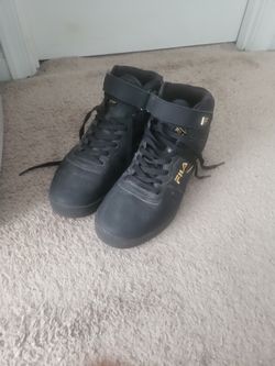 Black Fila Sneakers Size 10