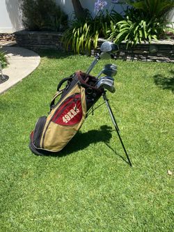 Very Gd. Condition John Daly Complete 12 Golf Club Set W/ Bag