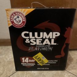 NEW Arm & Hammer Clump & Seal Platinum Litter