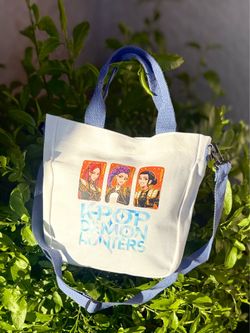 Women and girls accessories/ makeup