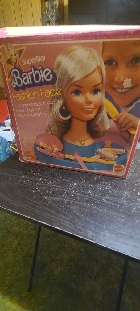 Superstar Barbie Fashion Face