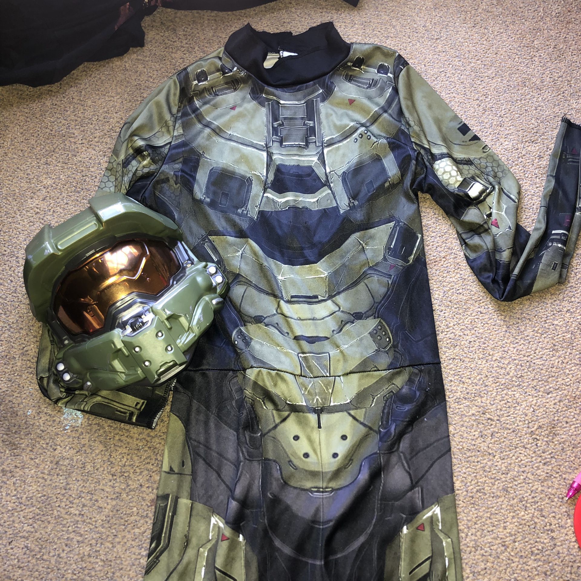Halo Master Halloween costume size 14/16 boys XL