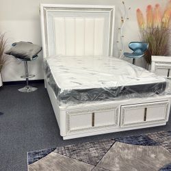 L LED Storage Bed has lights in the Headboard with a push of a button Storage footboard Solid Wood brand new was 1119 now it’s 799 inclu including the