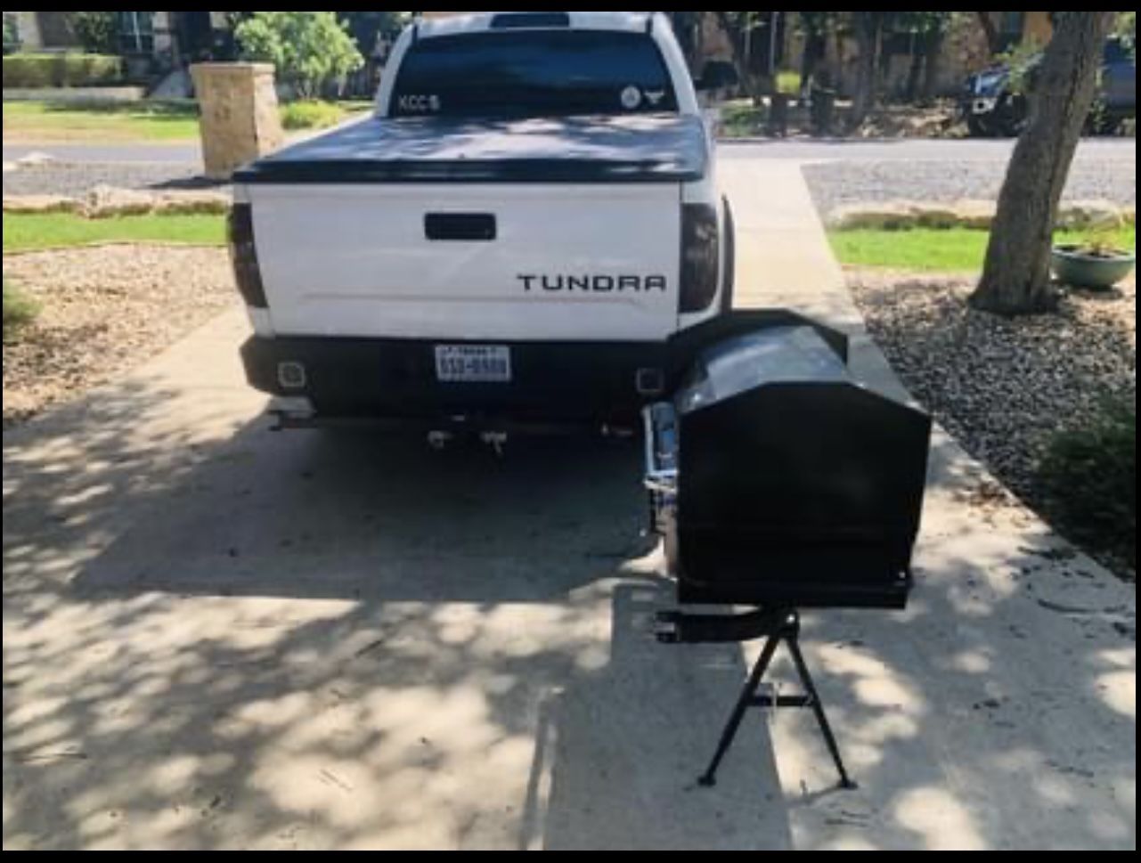 Party King Tailgate Grill