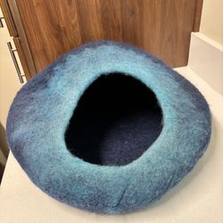 Dharma Dog Karma Cat Wool Cave 