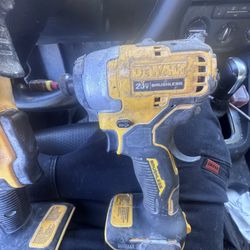 Dewalt Impact 