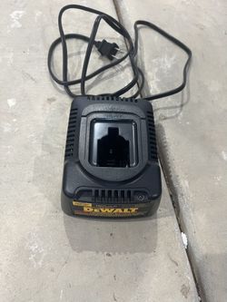 DeWalt Charger