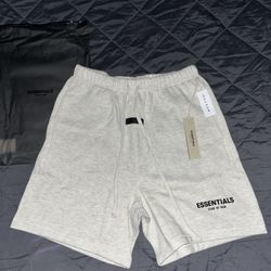 Light Oat Essentials Shorts