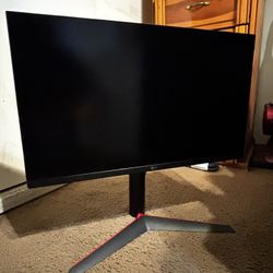 LG Ultragear Monitor 