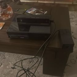 Original Xbox One With Sensor