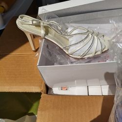 Special Occasions Wedding Shoes White Ivory Many Styles$10