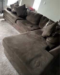 Sectional couch