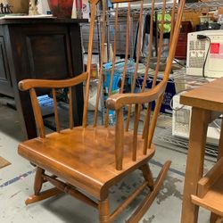 American Made Rocking Chairs By Nicholas + Stone Chanes For Sale 🪑