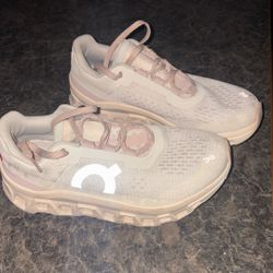 Cloud monster Shoes Size 6 1/2