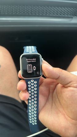 Apple Watch SE  cellular