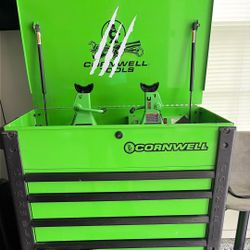 Cornwell Tool Box With Jack Stands