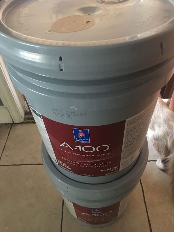 Exterior paint sherwin William a100 2 buckets for 100 for Sale in NV
