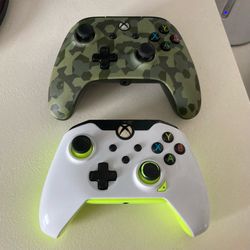 Wired Xbox One Controllers