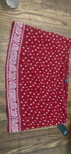 Women skirt size XL