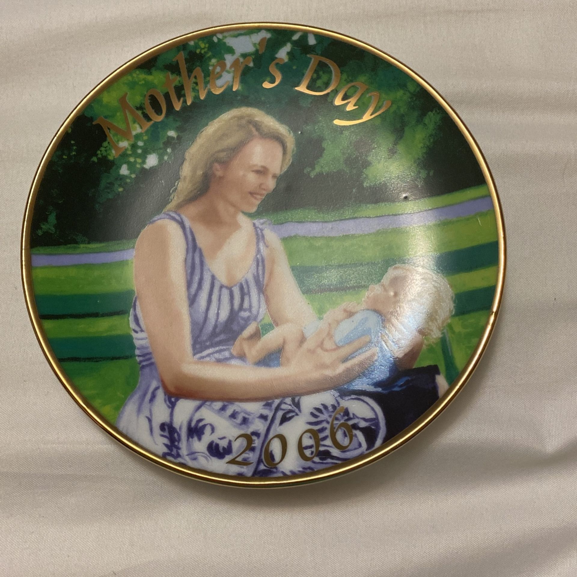 Avon Mother’s Day 2006 Plate