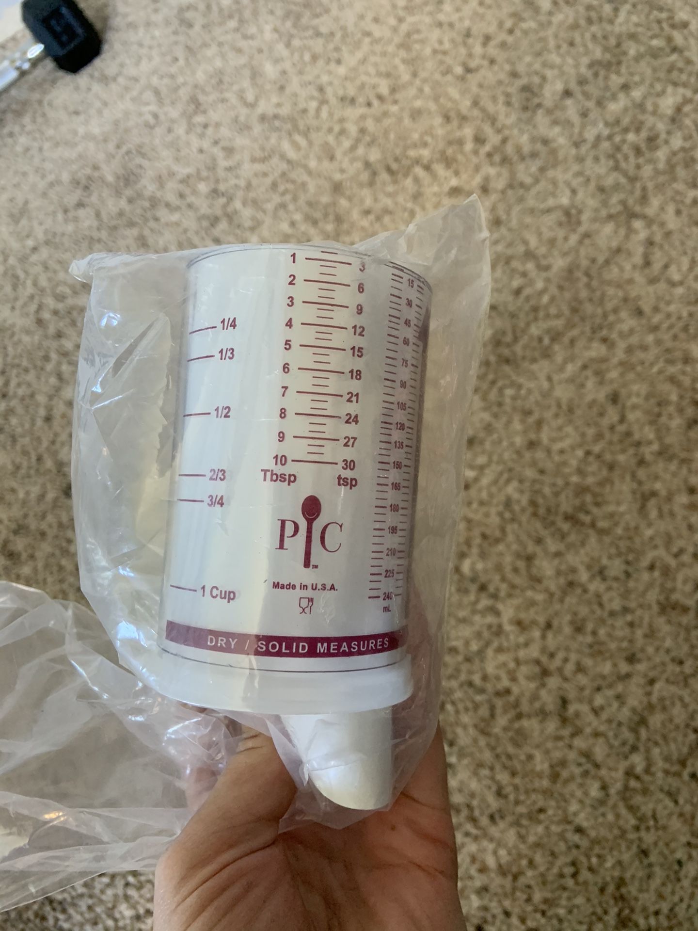 Pampered chef small measuring cup
