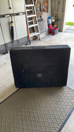 Portable massage table